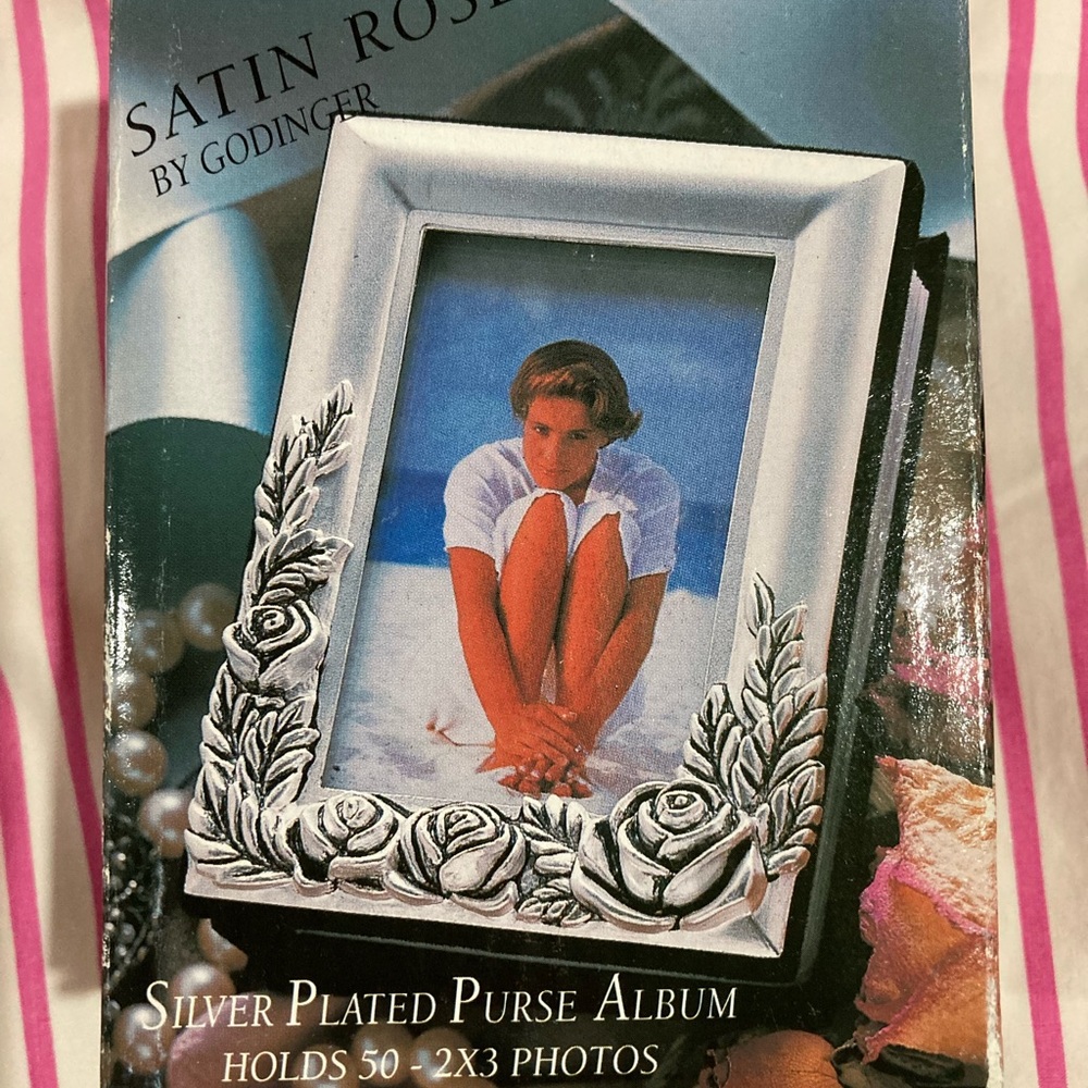 Vintage Godinger Brand new, silver plated picture Frame